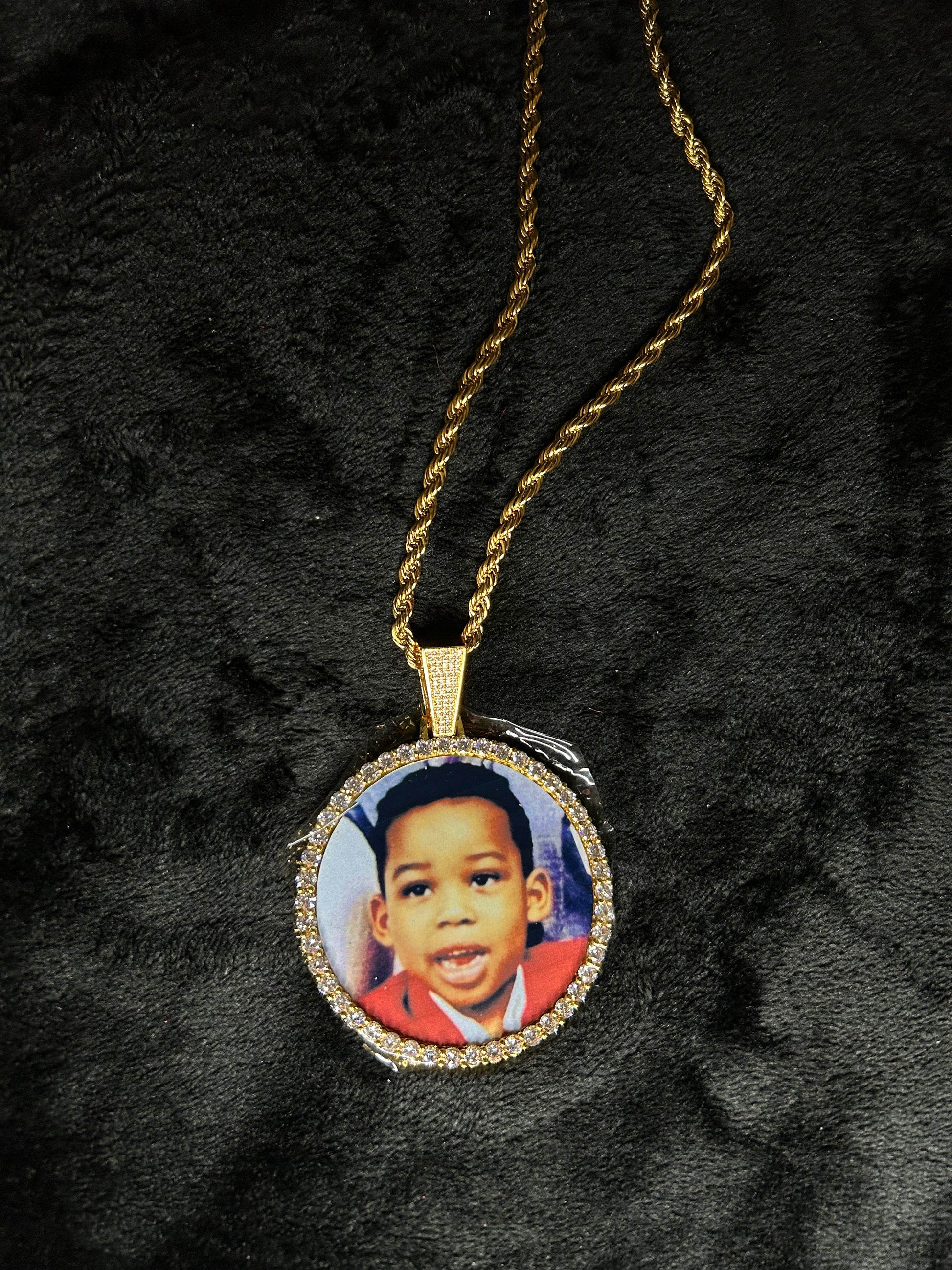 XXL Gold Photo Necklace